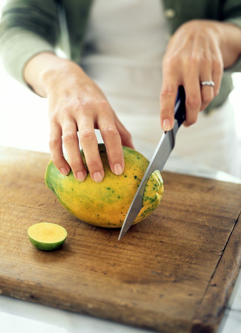 Slicing a Papaya