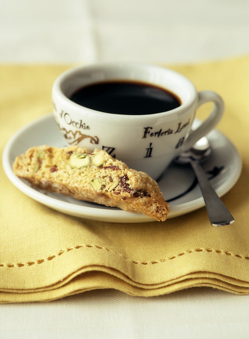 Espresso und Biscotti