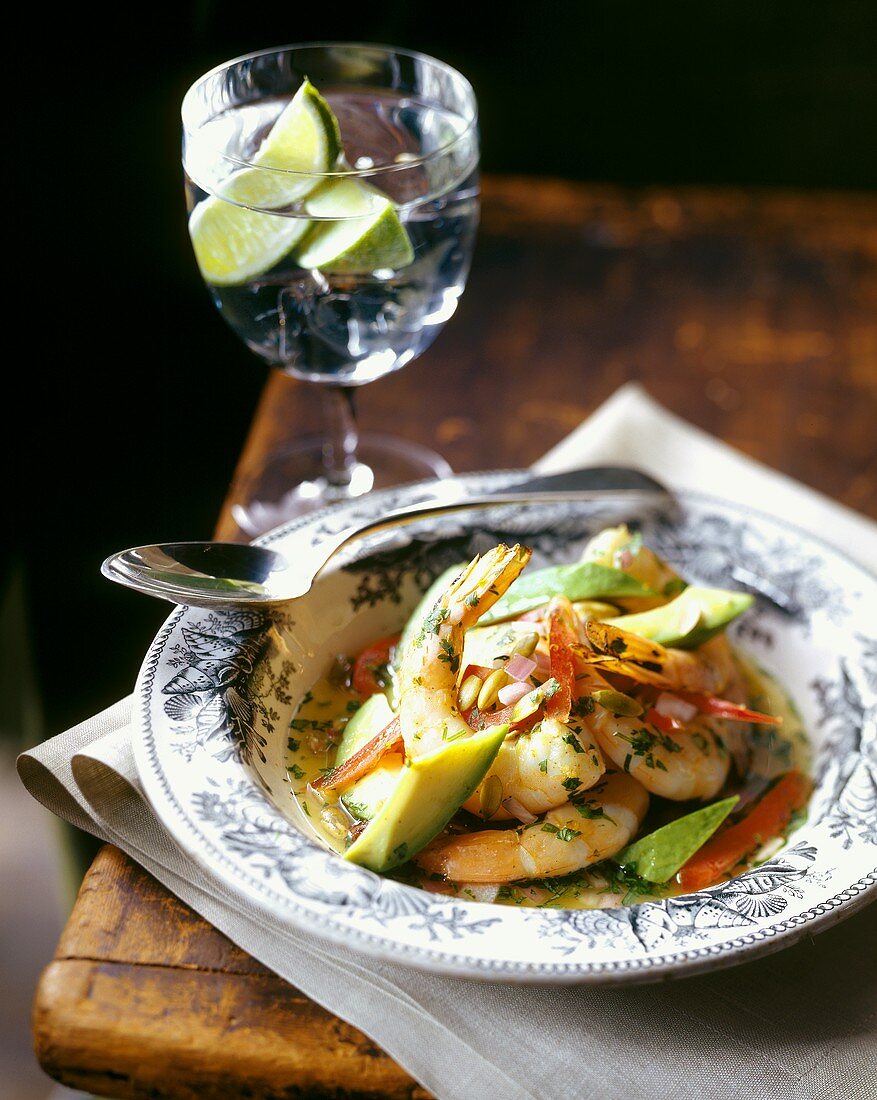 Shrimp Cheviche mit Avocado (marinierte Shrimps, Peru)