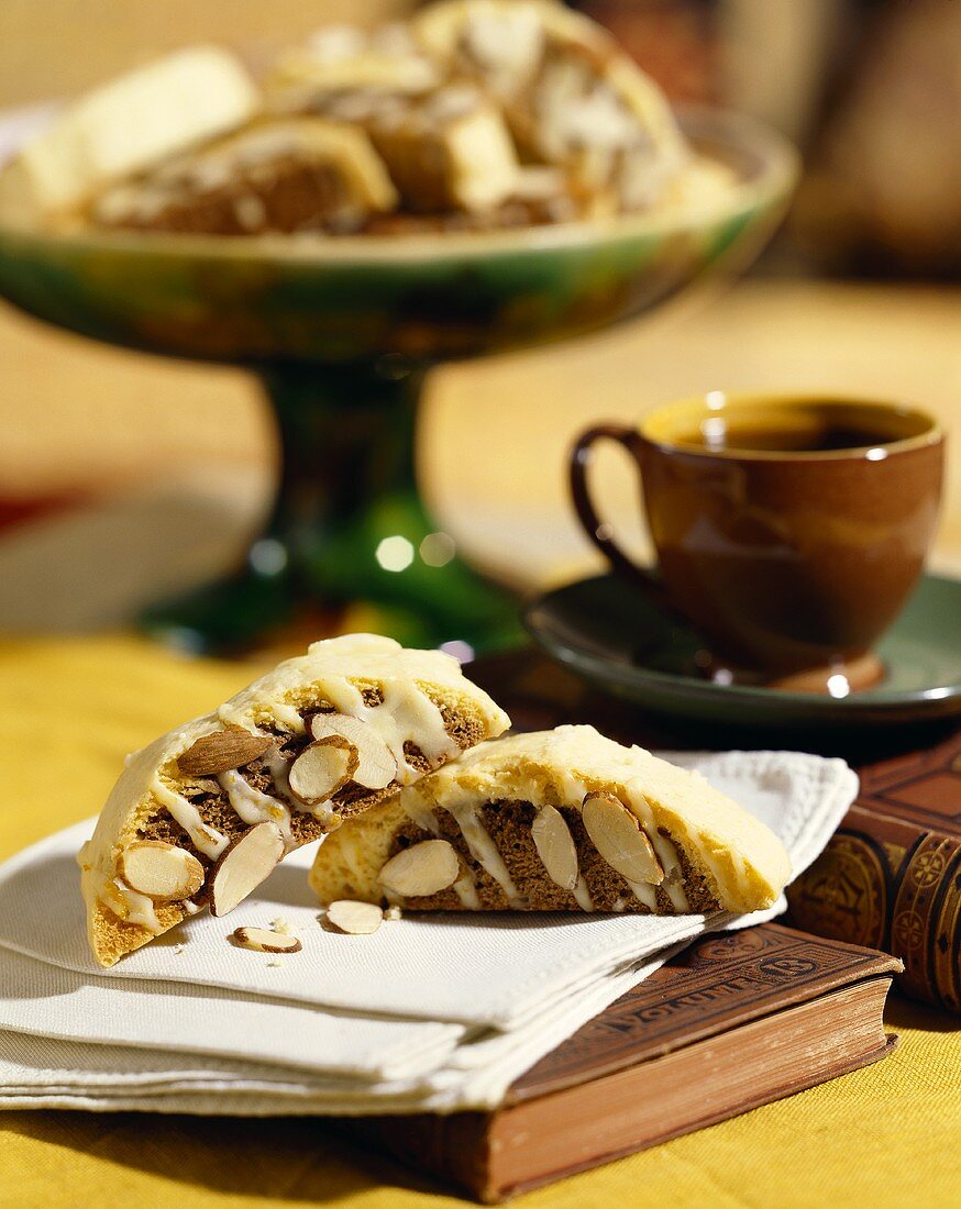 Biscotti e caffè (Biscuits and espresso, Italy)