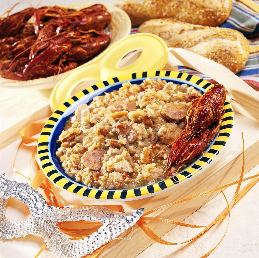 Hähnchentopf (Chicken gumbo) mit Wurst (Andouille) und Hummerkrabbe; Mardi gras