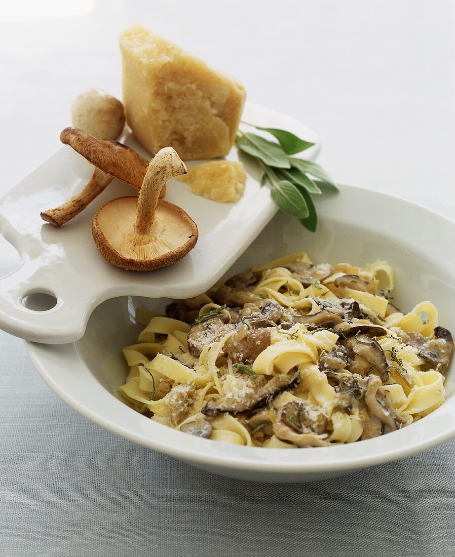 Fettucine with Parmesan, Sage and Mushrooms