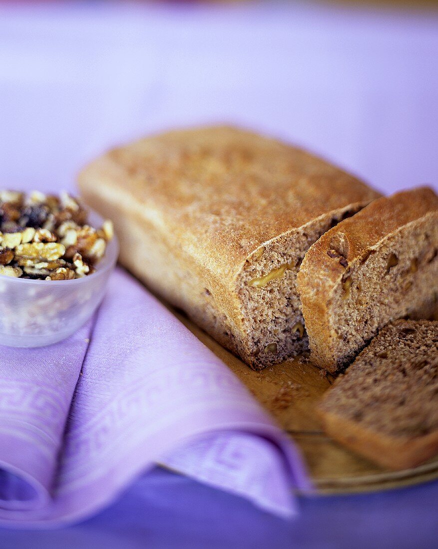 Walnut bread, slices cut