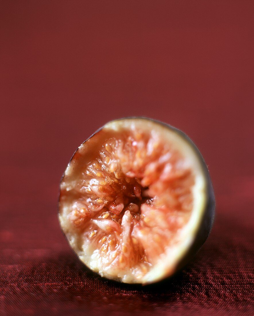 Half a fig (close-up)