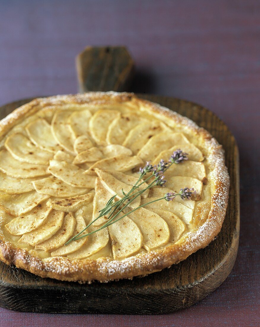 Whole apple tart with lavender
