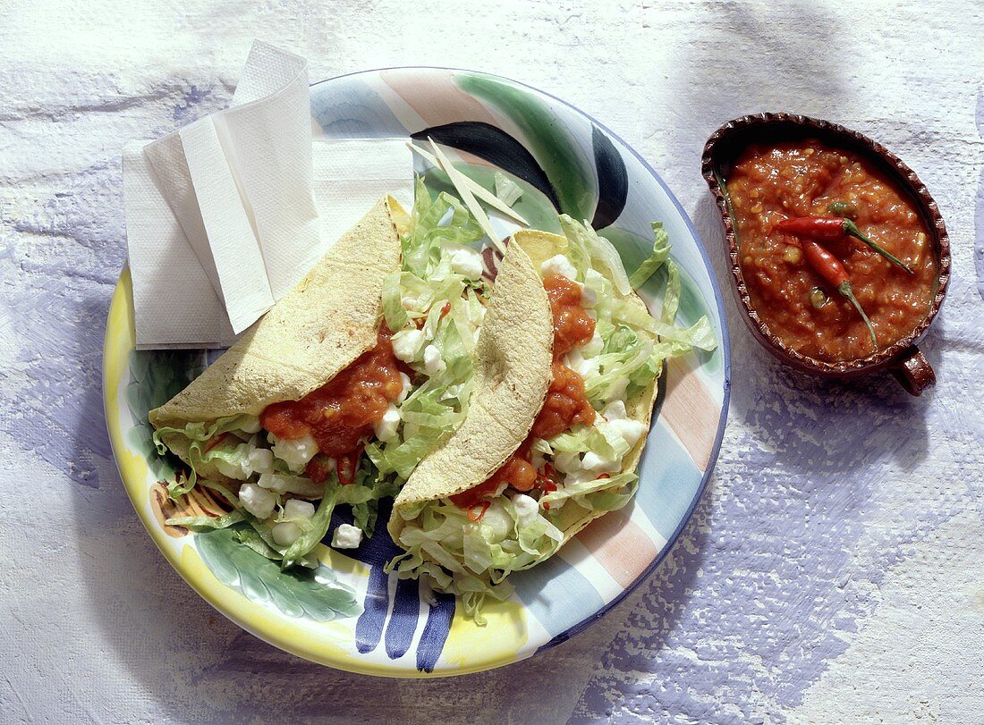 Tacos mit Mozzarellafüllung