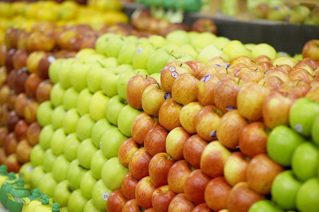 Various types of apples in a supermarket