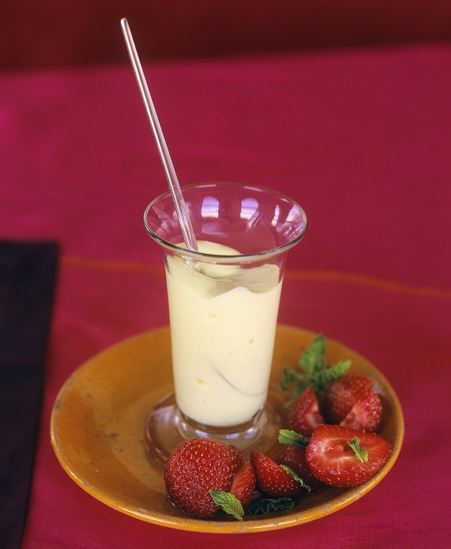 Vanilla custard, with fresh strawberries