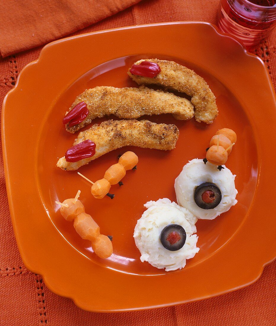 Halloweengerichte: Hähnchensticks, Kartoffelpüree & Karotten