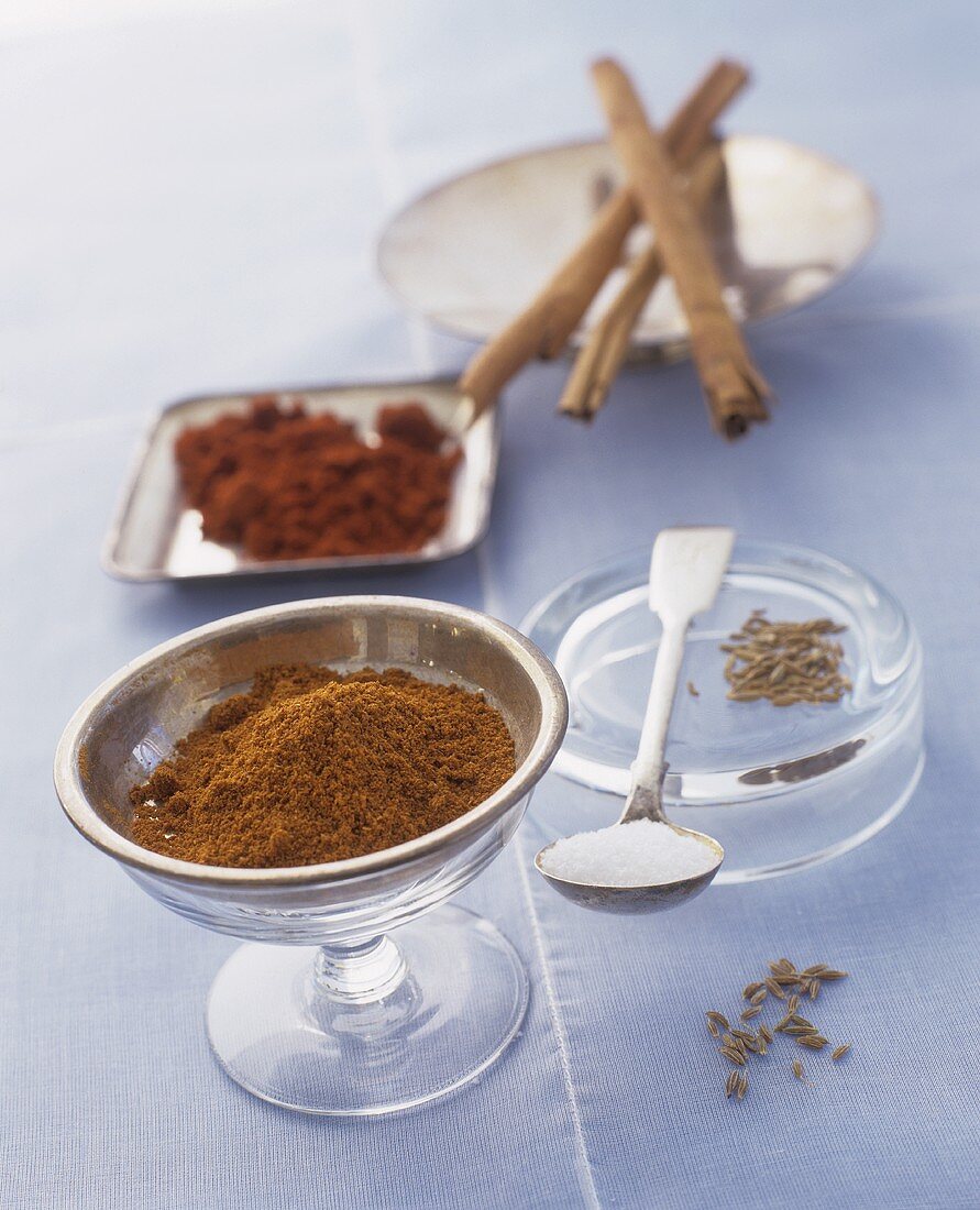 Spices: cinnamon, fennel seed and grated nutmeg