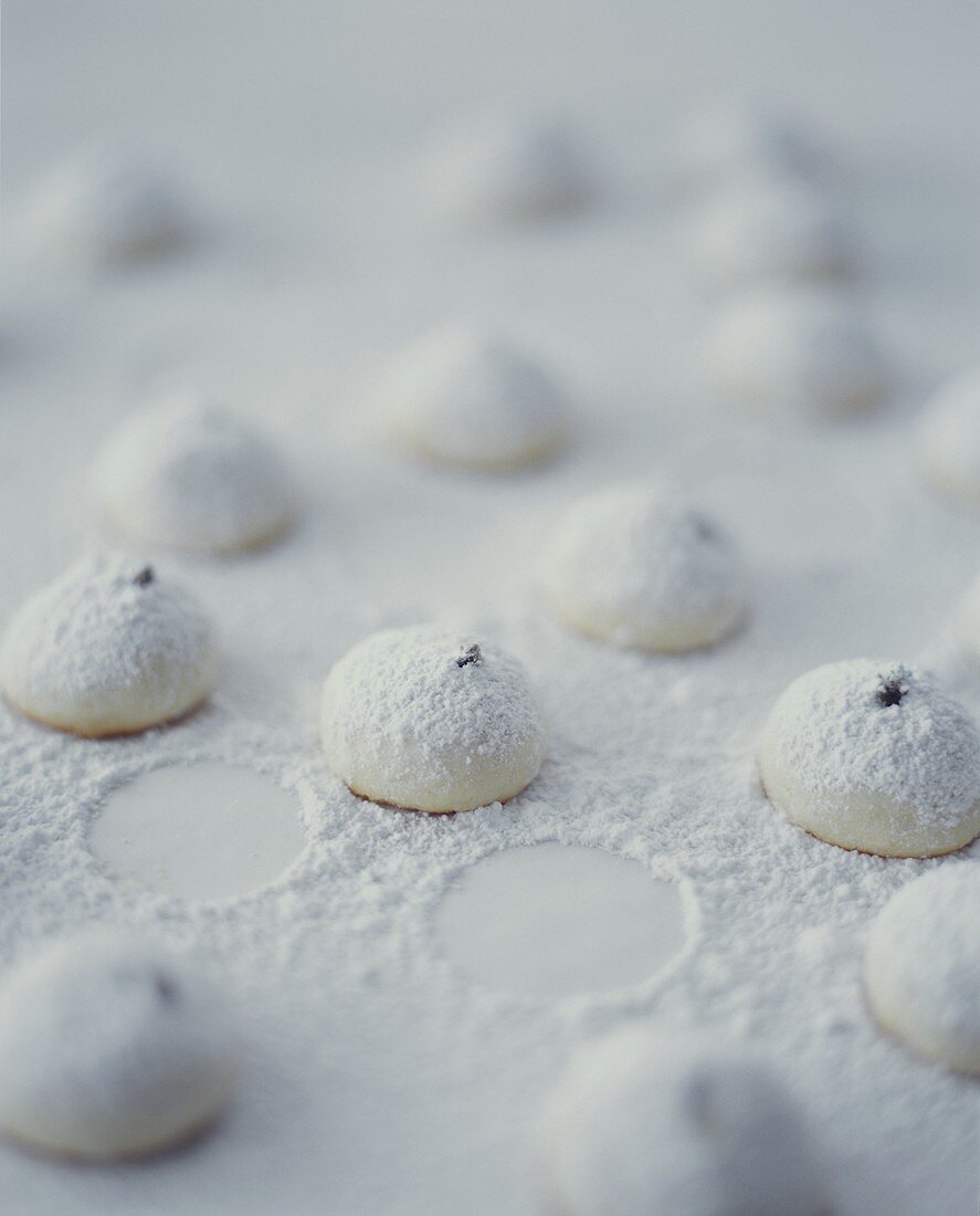 Powder Sugared Cookies