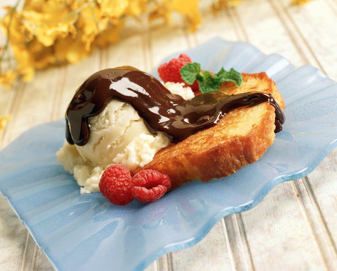 Grilled Poundcake with Vanilla Ice Cream and Hot Fudge