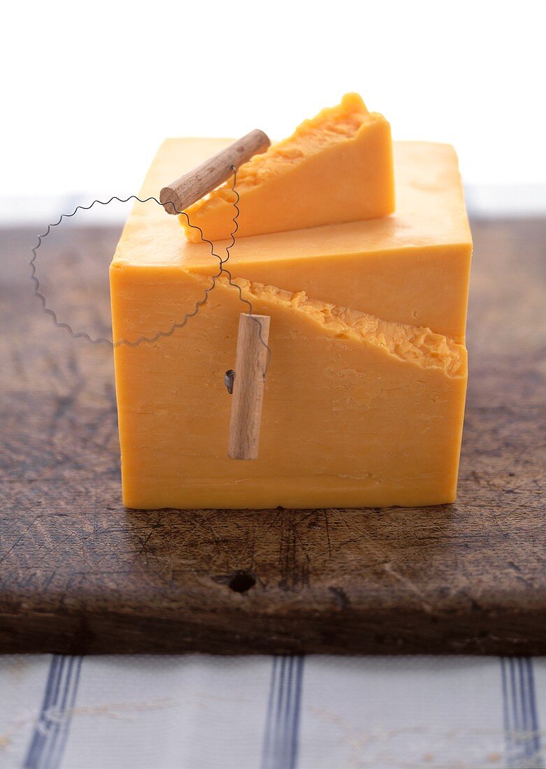 Cheddar Cheese with Slicer