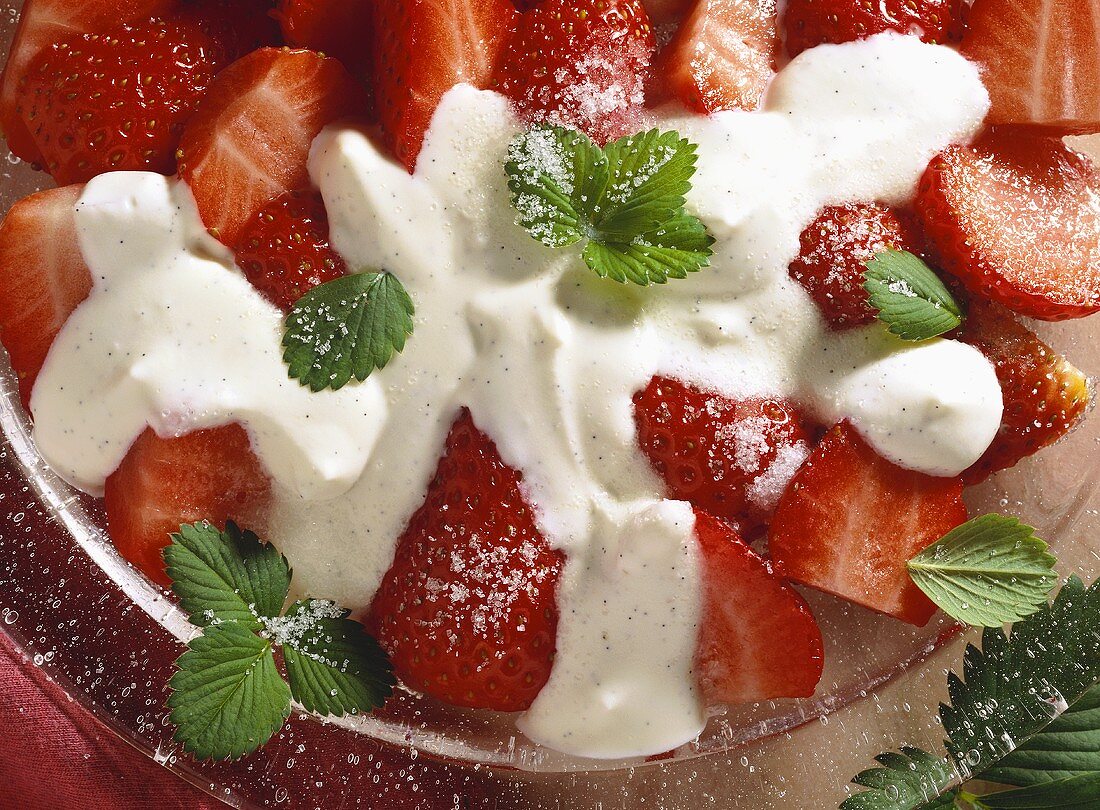 Strawberries with Vanilla Sauce