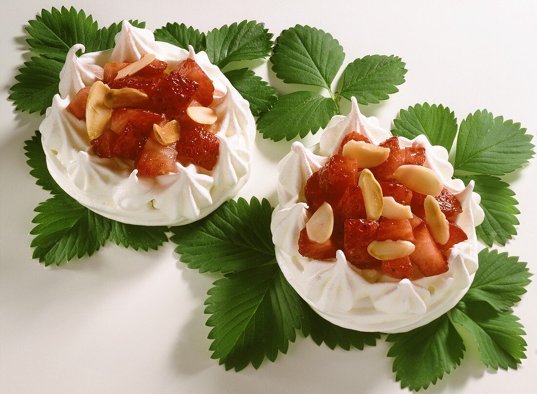 Strawberry-Meringue Tartlet