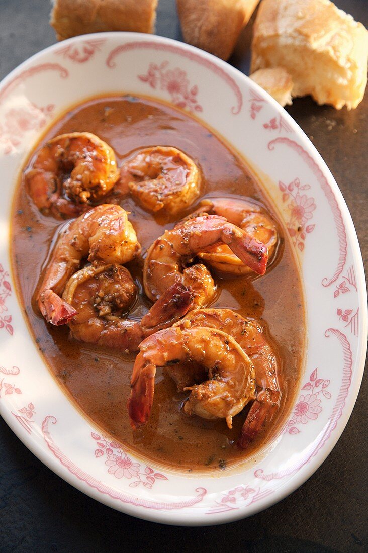 Gegrillte Shrimps in würziger Sauce (New Orleans, USA)