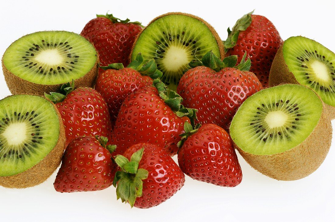 Fresh strawberries and kiwi fruits