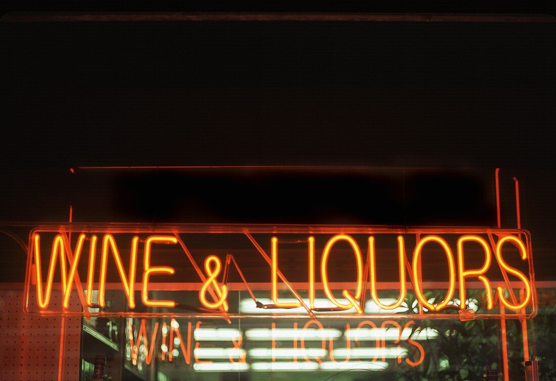 Neonschild: Wine & Liquors (Amerika)