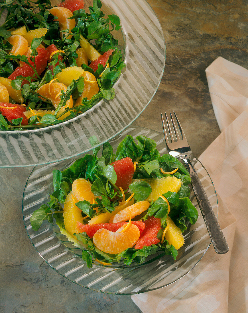 Green Salad with Citrus Segments