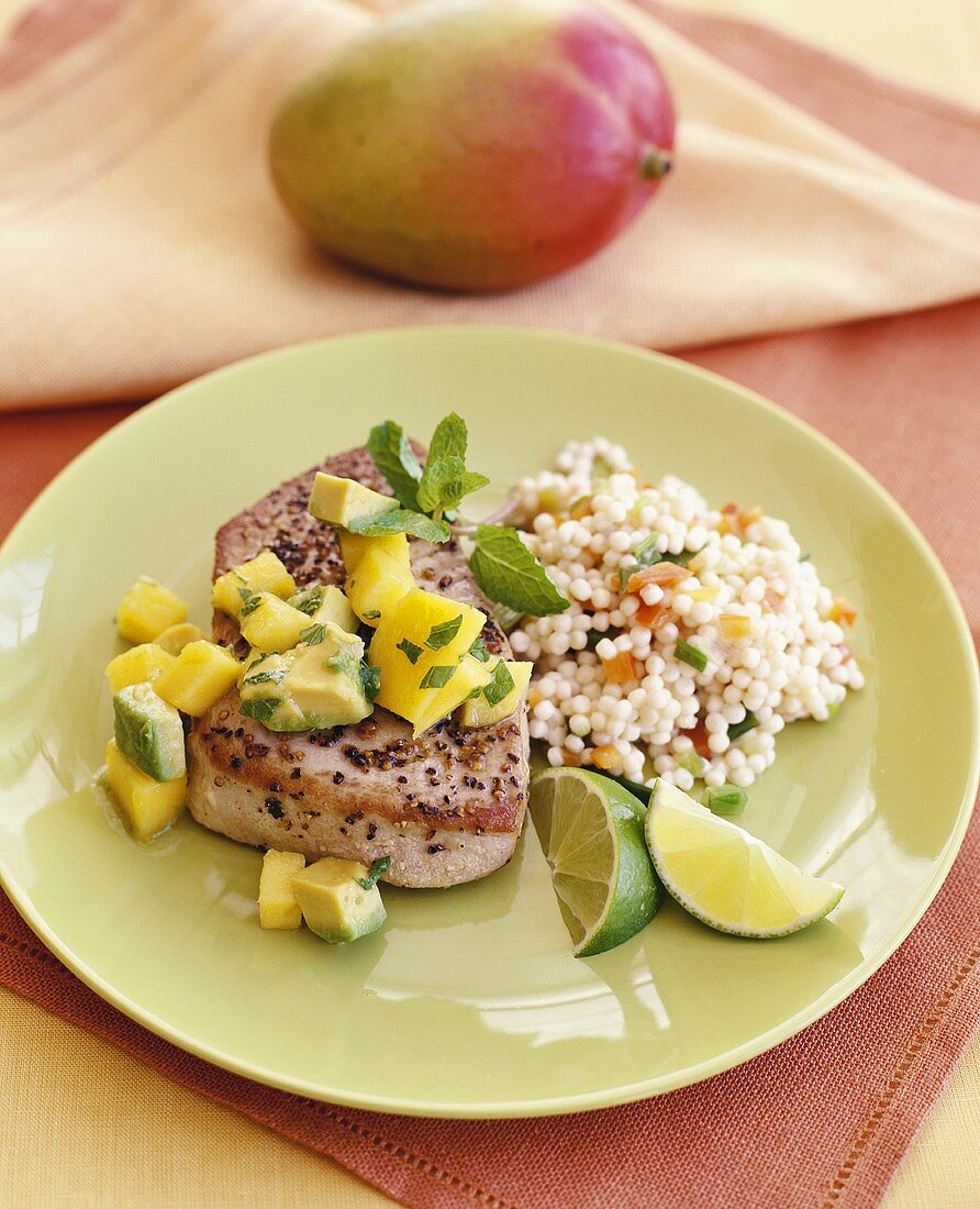 Tuna with mango