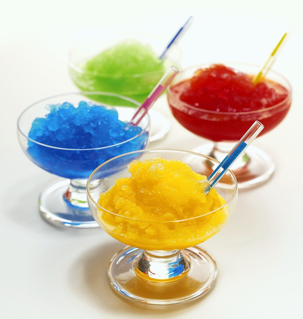 Vier verschiedene Slushies