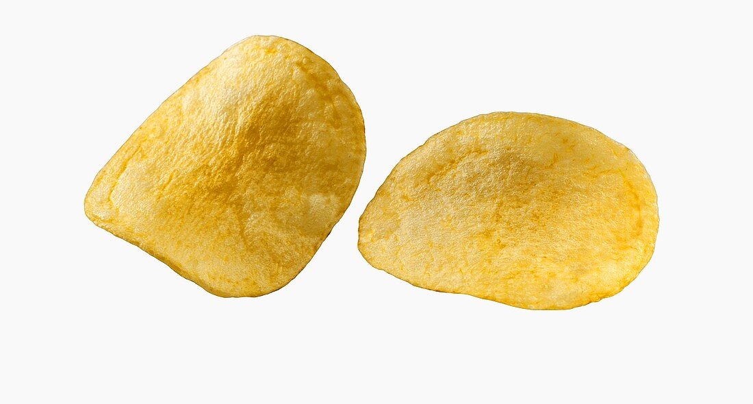 Zwei Kartoffelchips