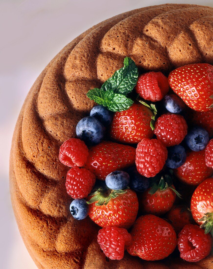 Bundt Cake with Berries