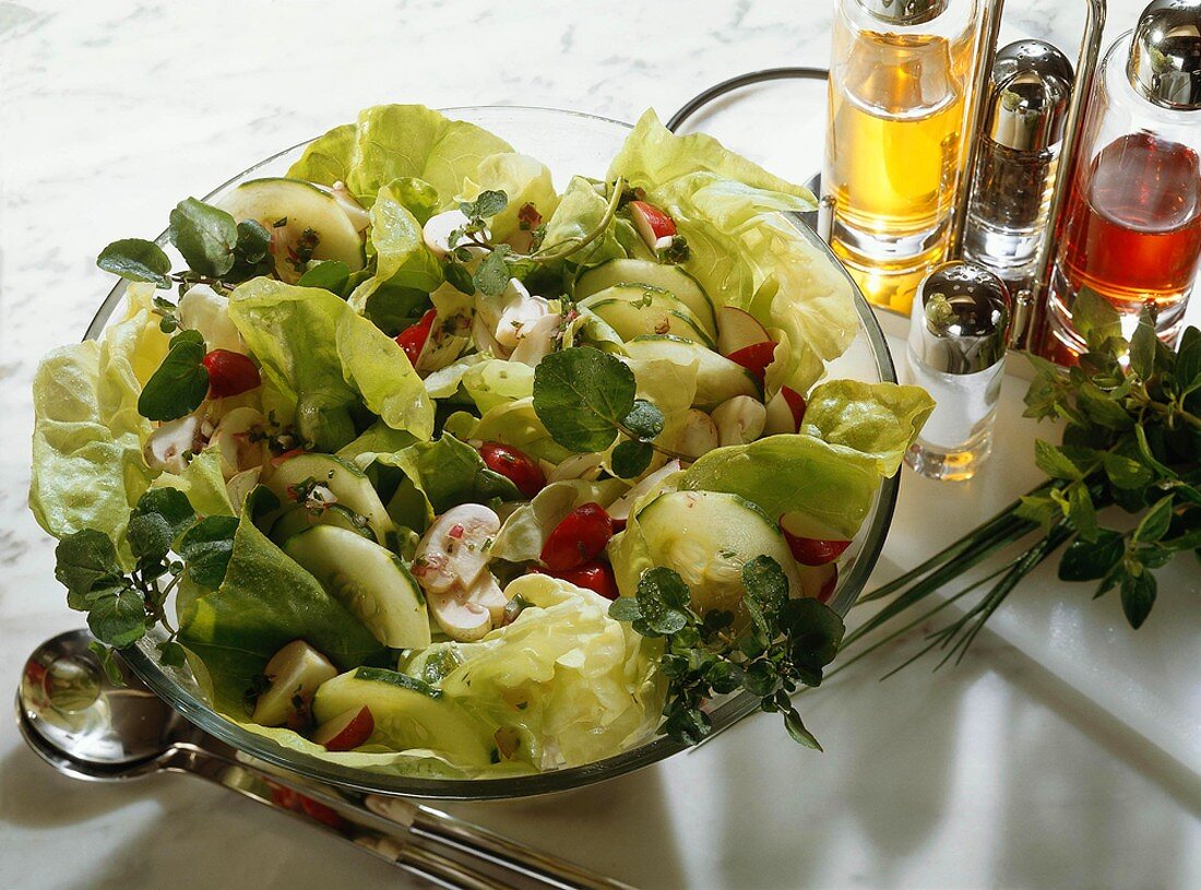 Green Salad with Cucumbers and Mushrooms