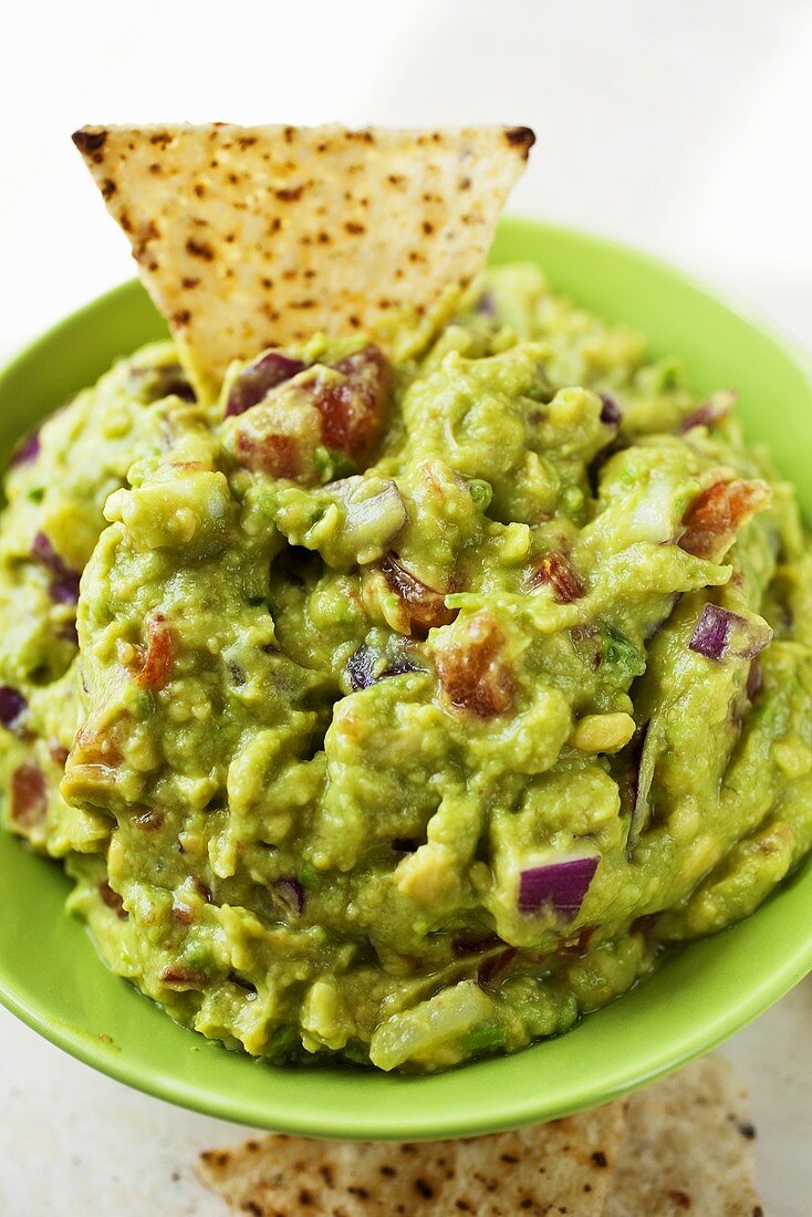 Guacamole mit Tortillachip