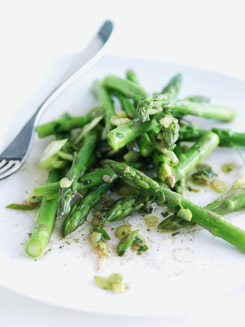 Fresh Steamed Asparagus with Vinaigrette