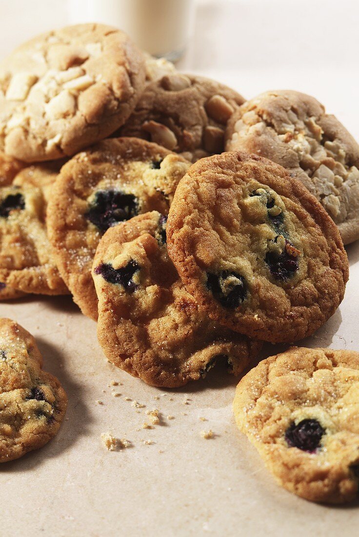 Blueberry and White Chocolate Cookies