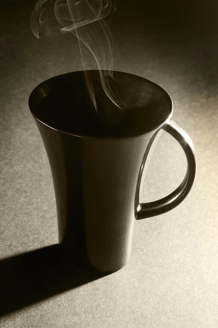 Dampfender Kaffee in Tasse