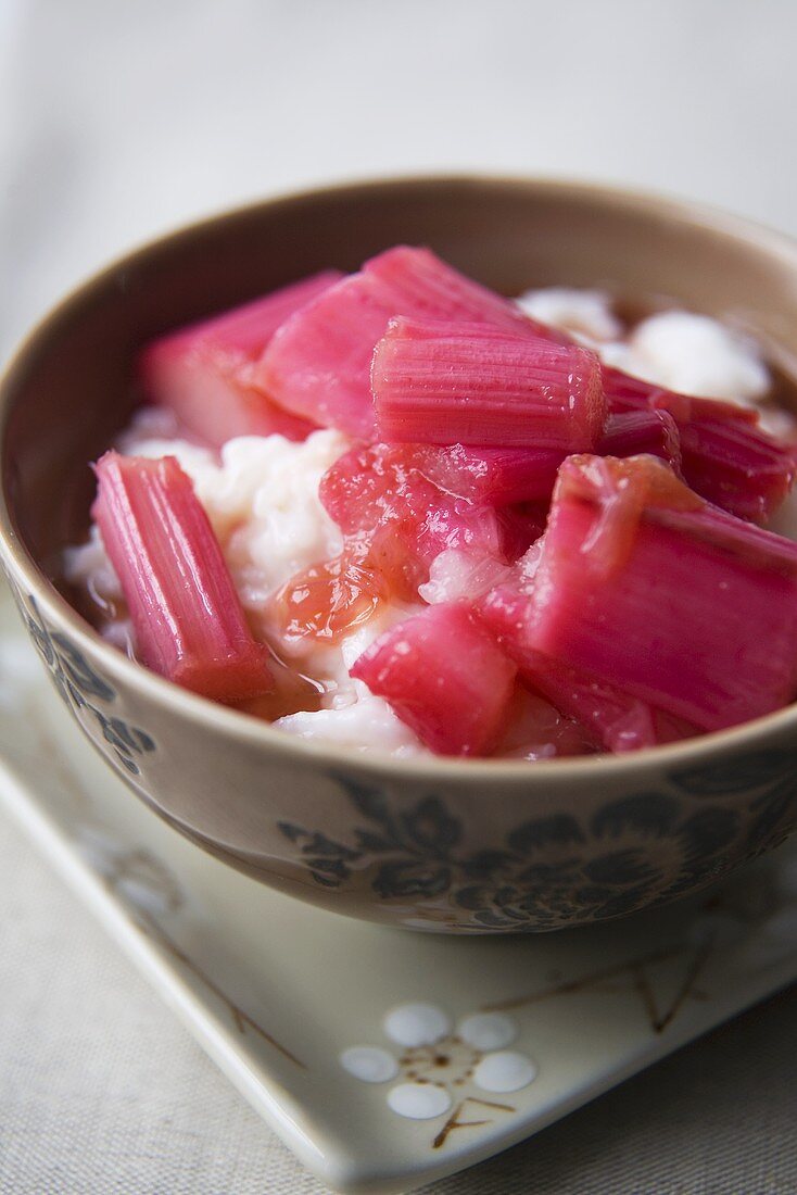 Bowl of Rice Pudding Topped with Rhubarb
