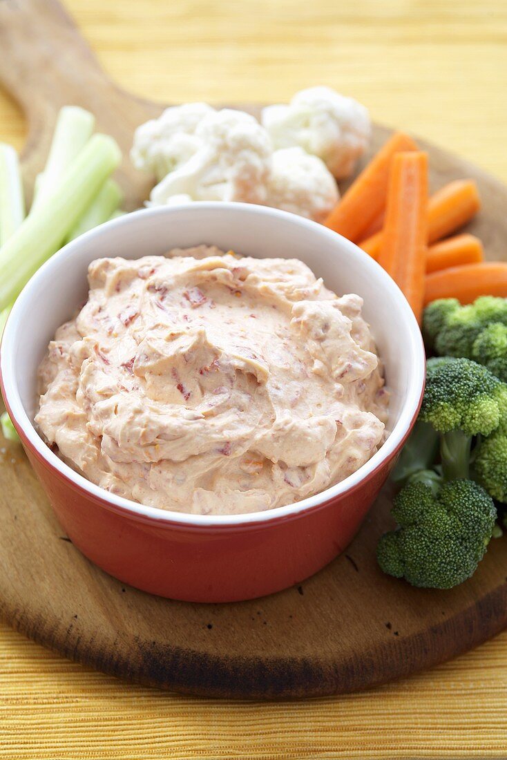 Tomato Dip with Raw Veggies for Dipping