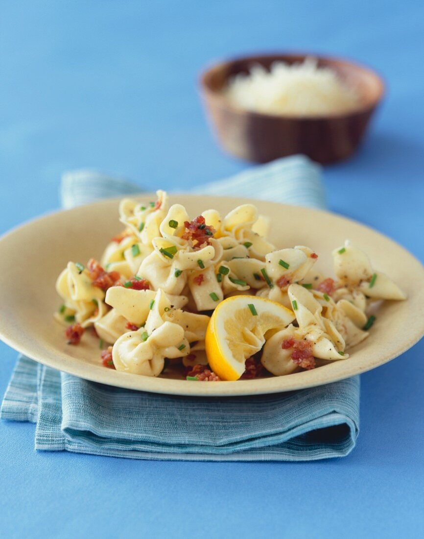 Sacchettini mit Brie und Ricotta gefüllt