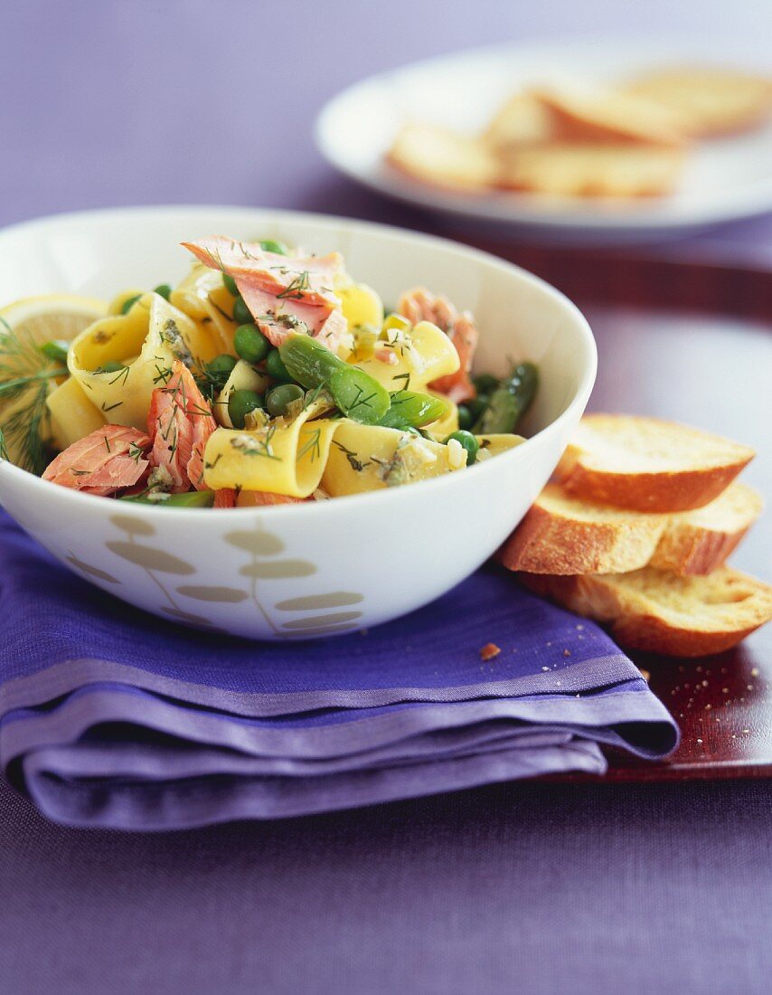 Pappardelle With Salmon and Asparagus