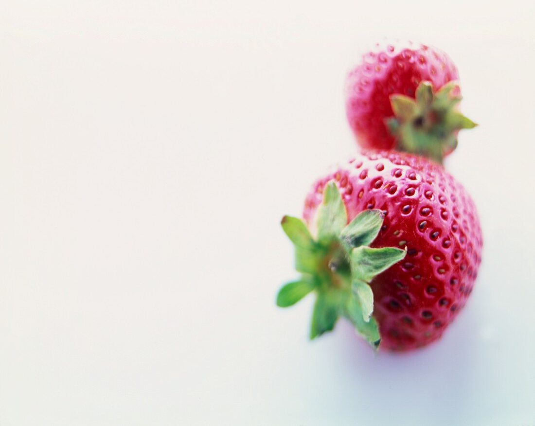 Zwei Erdbeeren (Close Up)