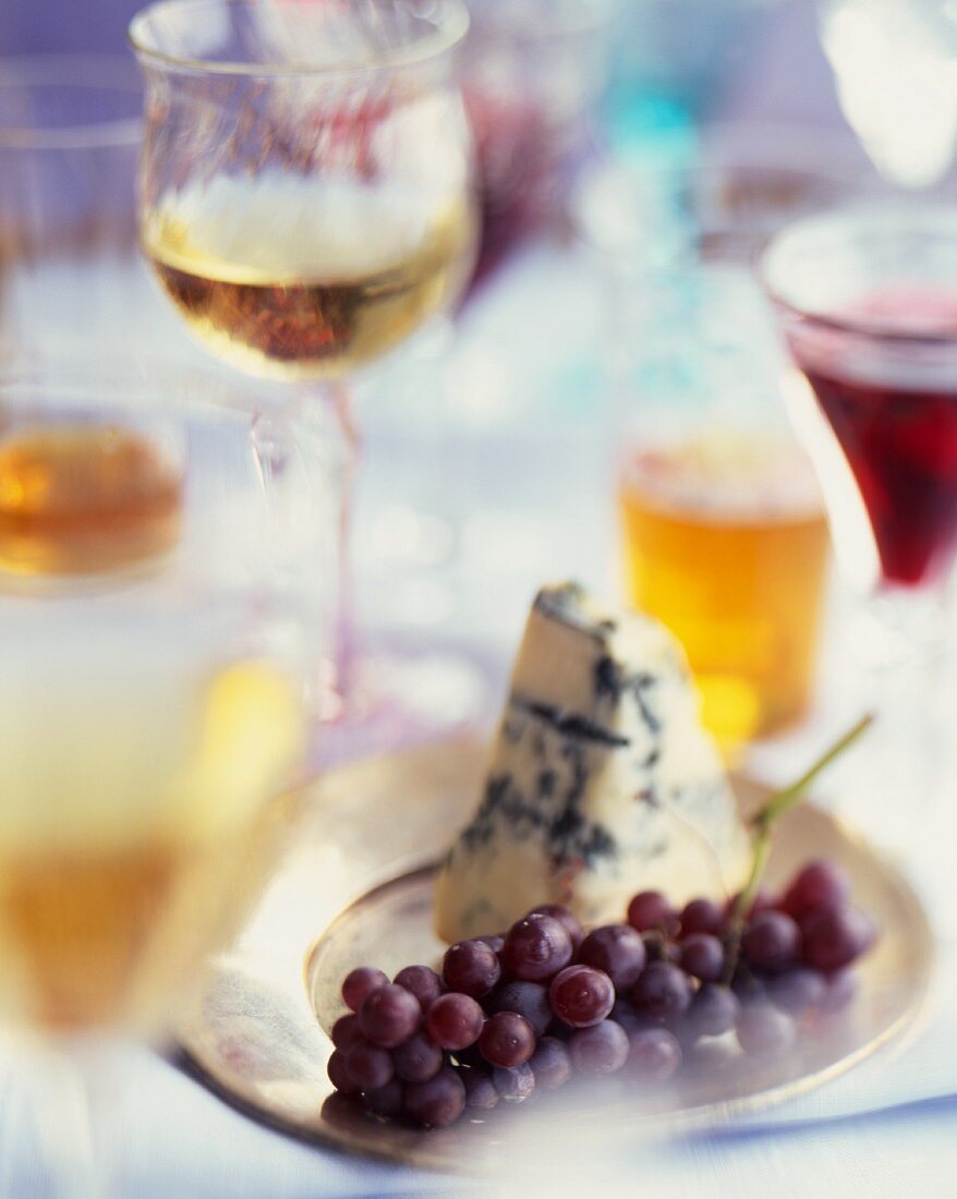 Champagne Grapes and Blue Cheese with Various Wines