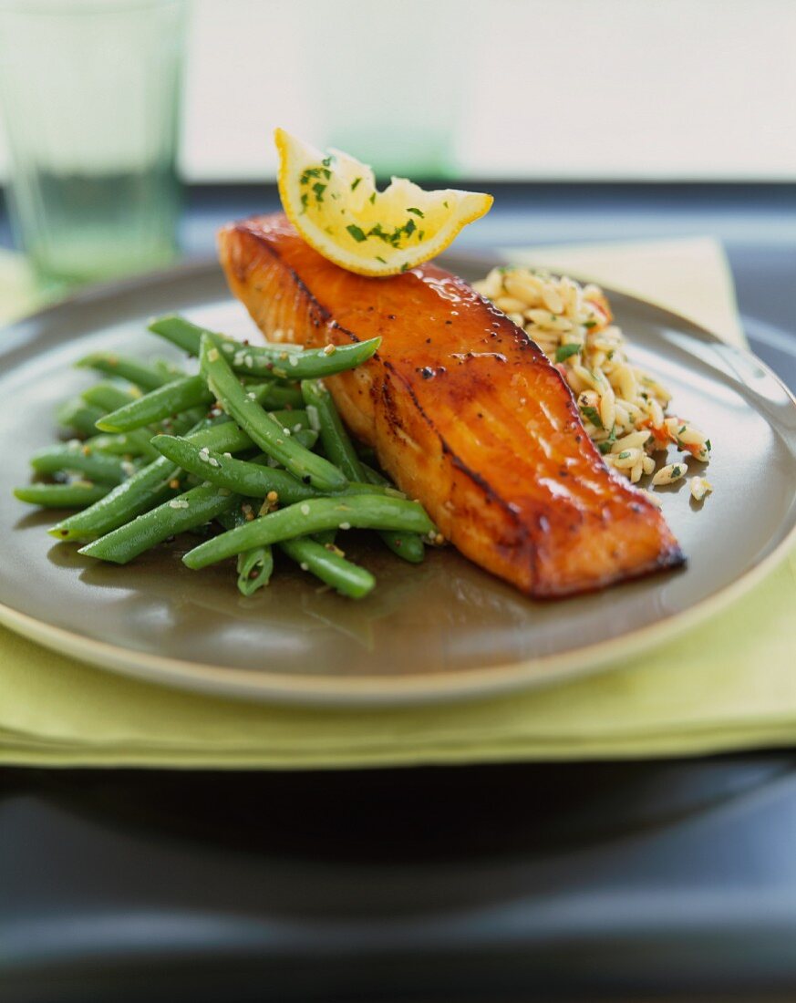 Salmon Fillet with Green Beans and Rice
