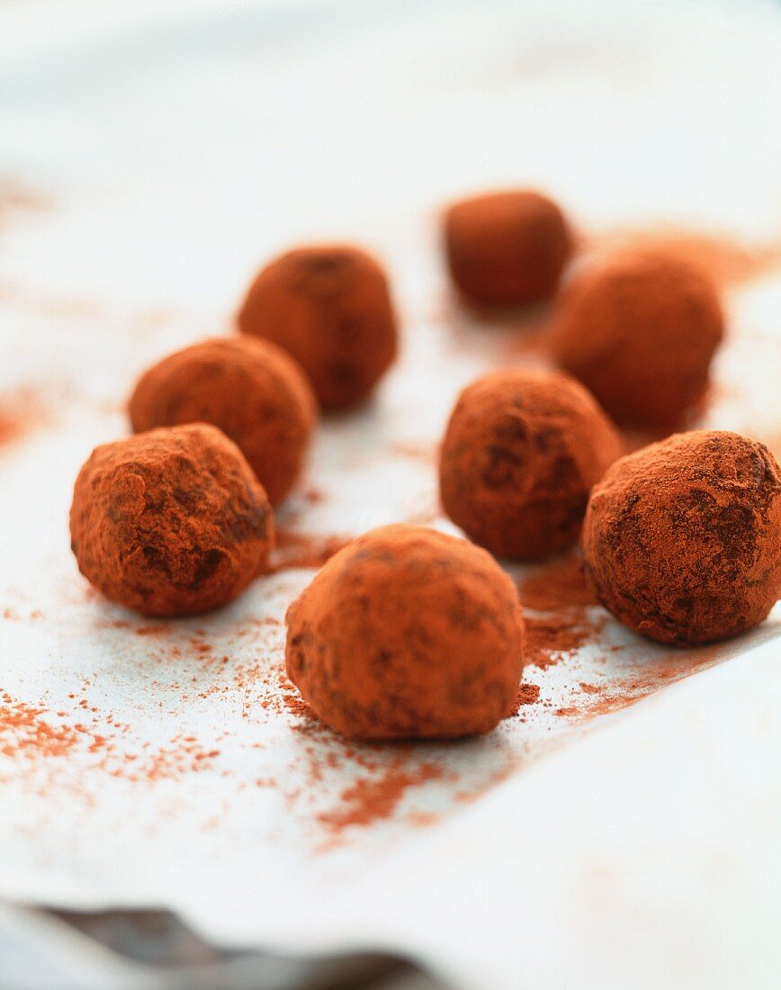 Homemade chocolate truffles dusted with cocoa powder
