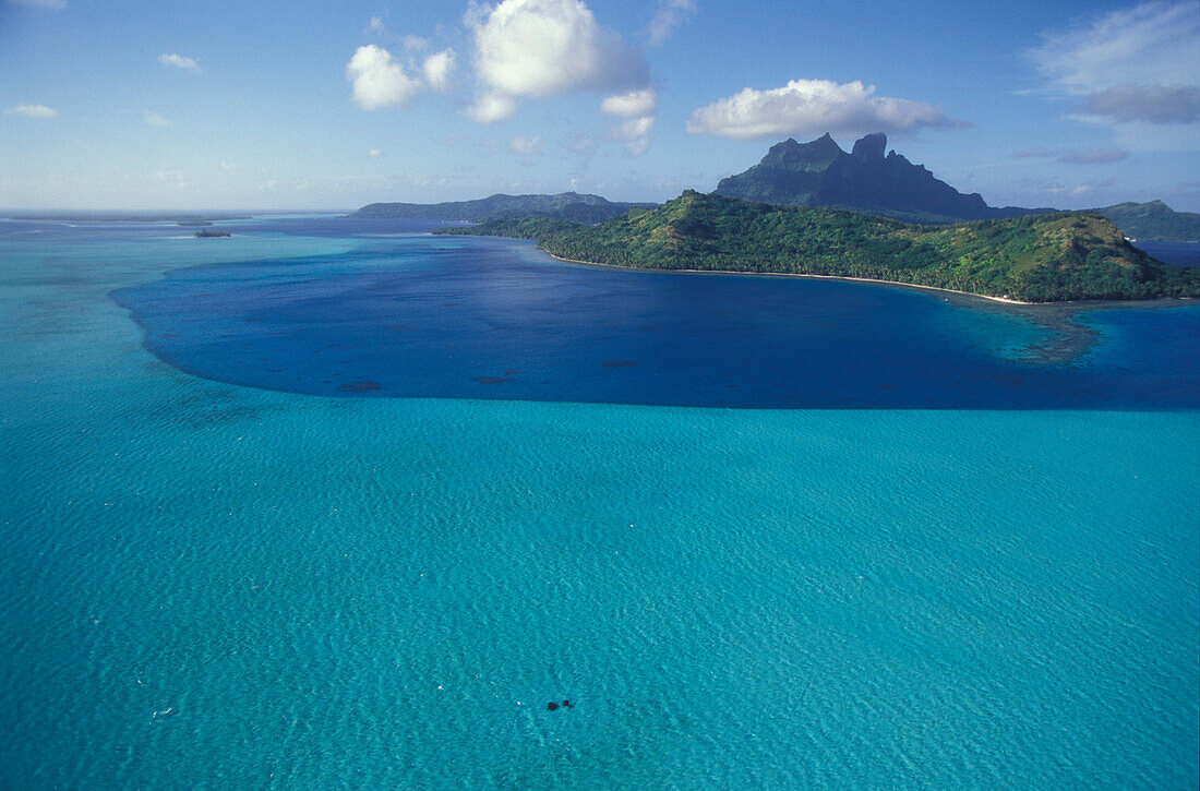 Blue lagoon off Bora Bora, French Polynesia, Polynesia