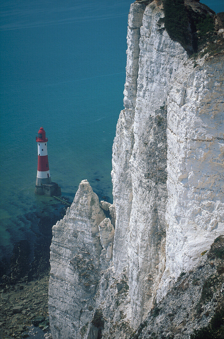 Kliff und Leuchtturm von Beachy Head, Eastbourne, Sussex, England, Grossbritannien, Europa
