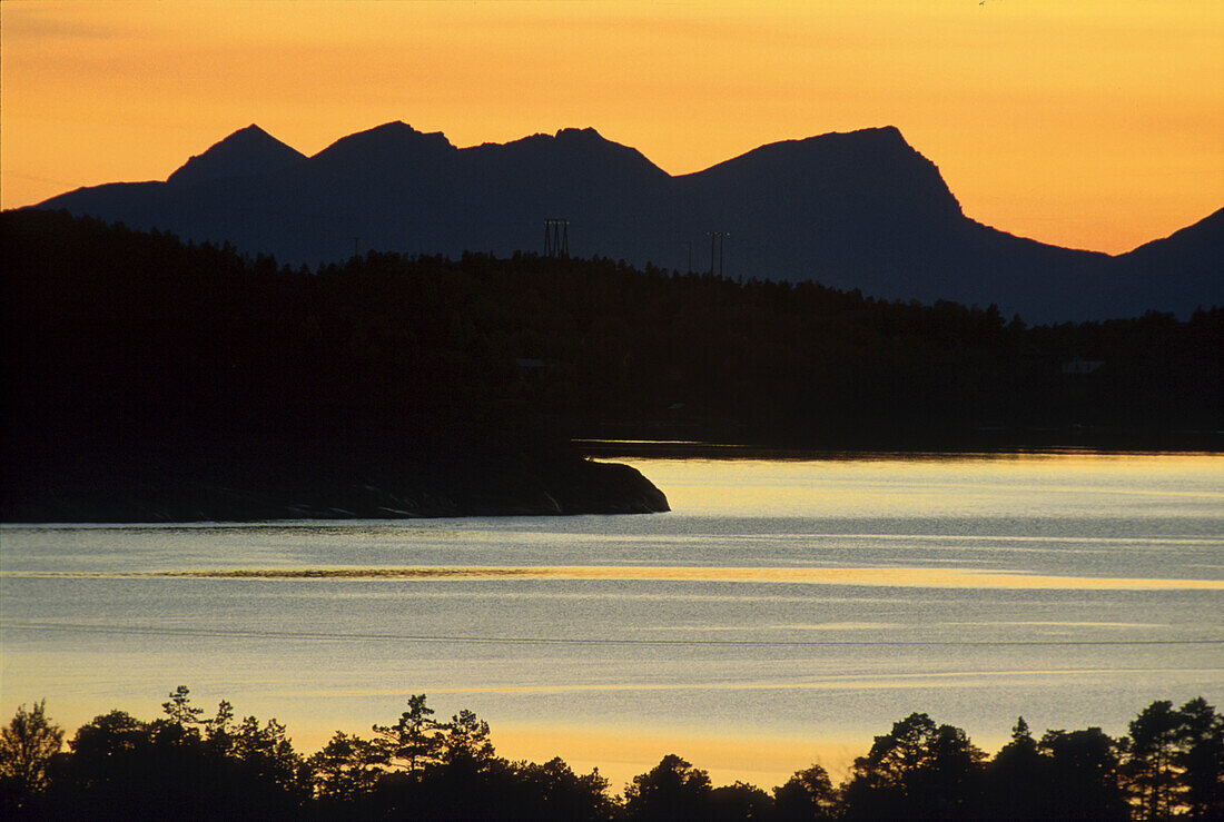 Sonnenuntergang am Sag Fjord Norwegen