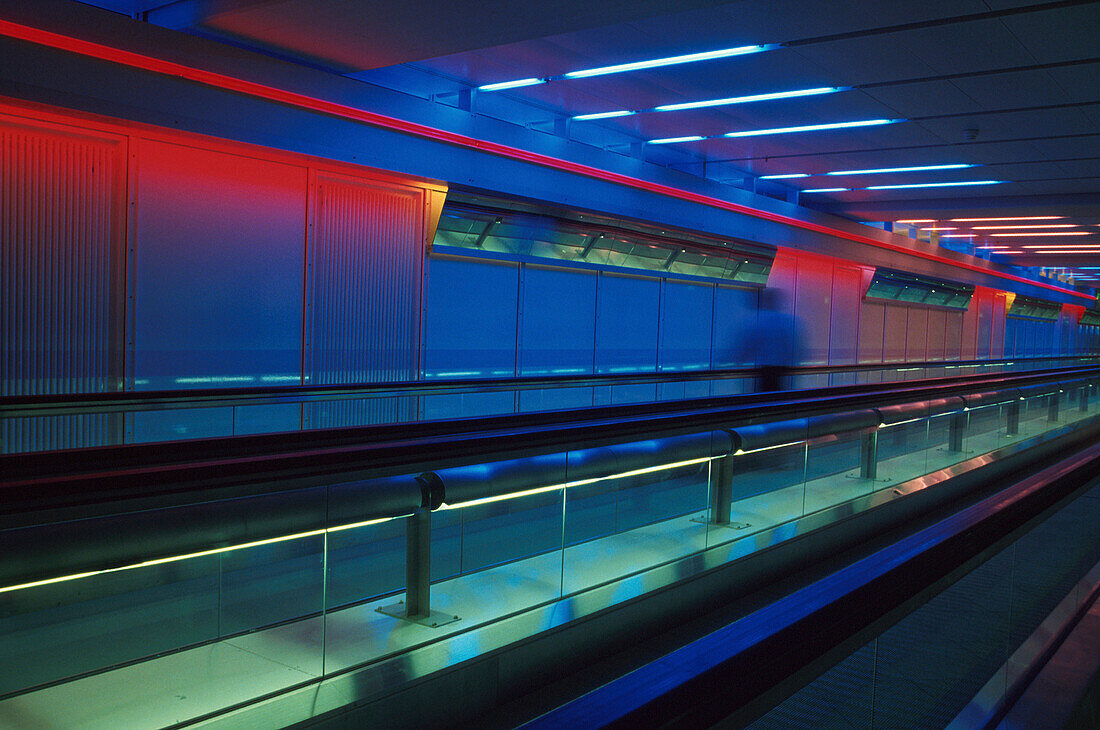 Conveyor belt in Munich Airport, Munich Franz Josef Strauß Airport, Bavaria, Germany