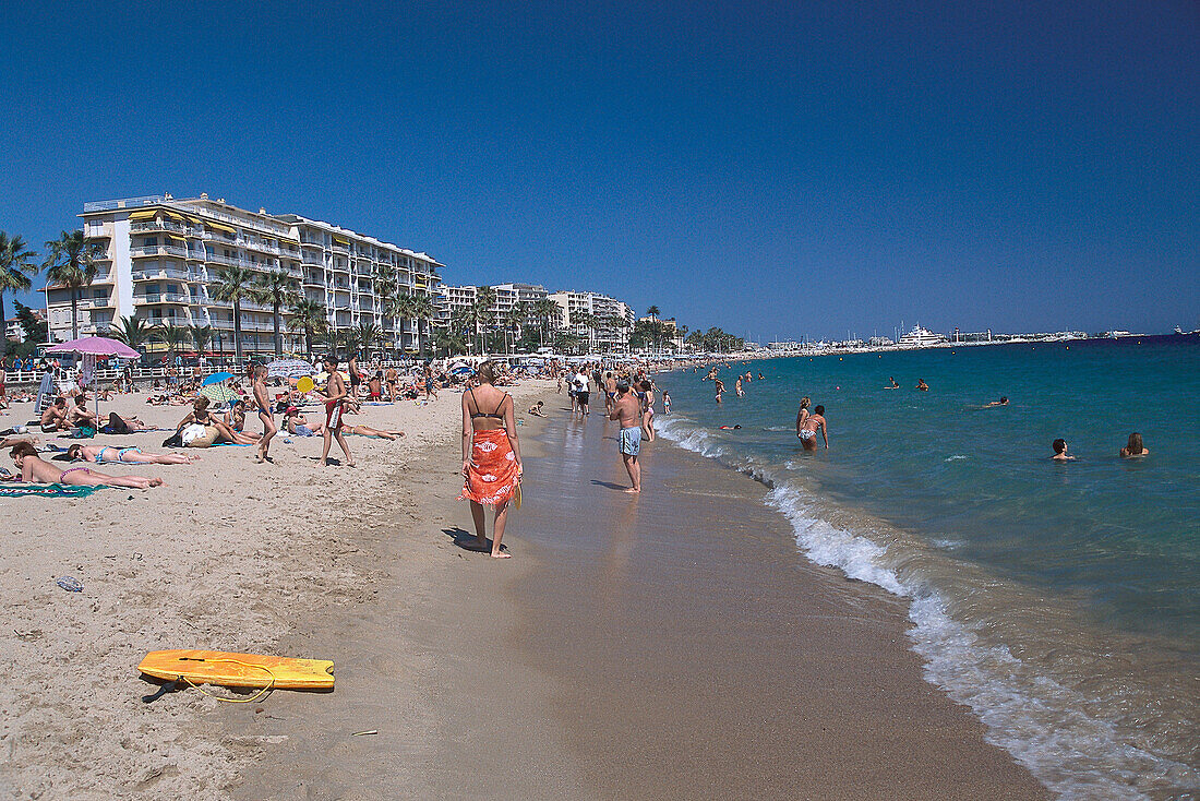 Beach, Plage du Midi, Cannes Côte d'Azur, France