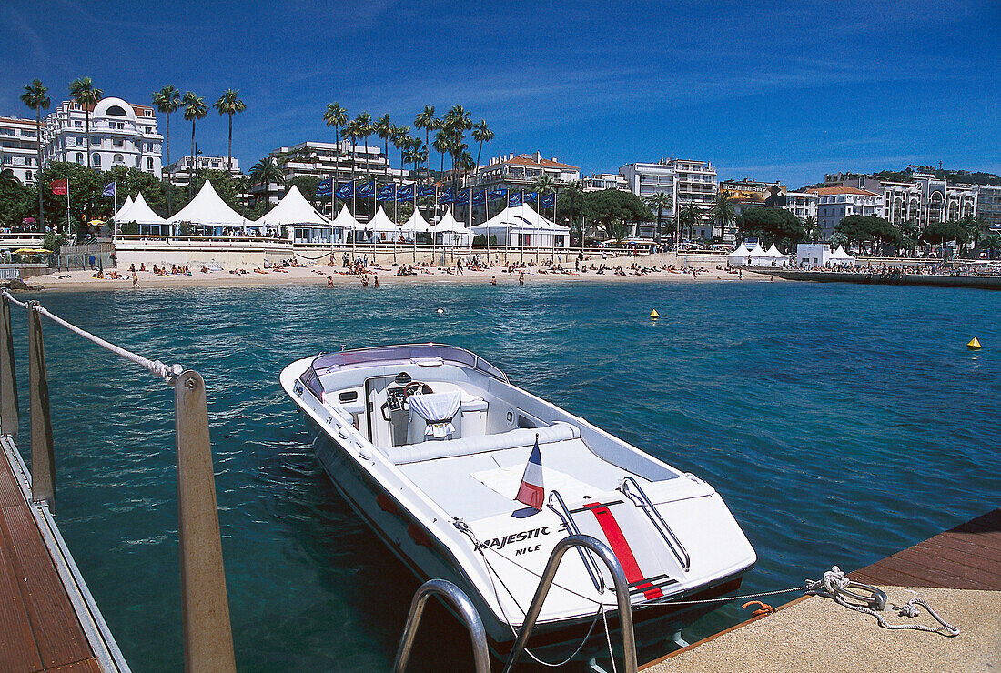 Plage de la Croisette, Cannes Côte d'Azur, France