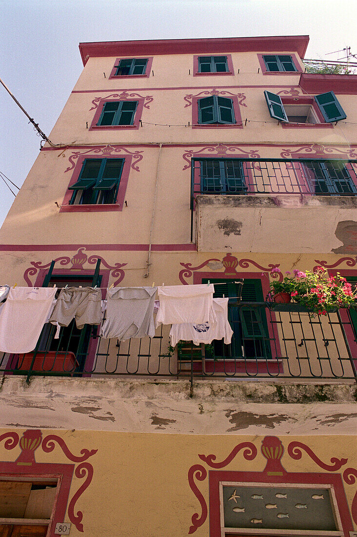 Clothesline, Monterosso al Mare, Cinque Terre, Liguria Italy