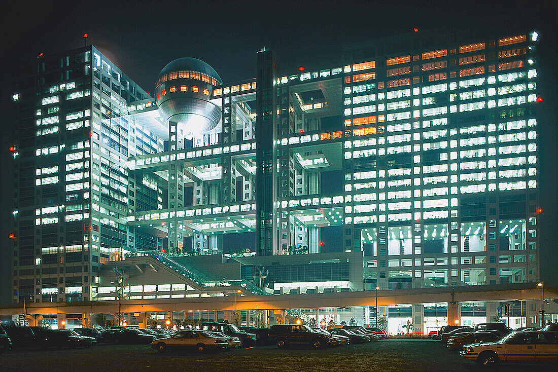 Fuji-TV Gebäude, Architekt: Kenzo Tange, Tokio, Japan