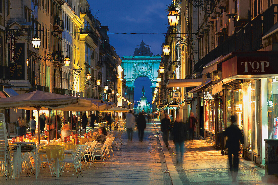 Rua Augusta with triumphal arc and busy inner city at night, Baixa, Lisbon, Portugal, Europe