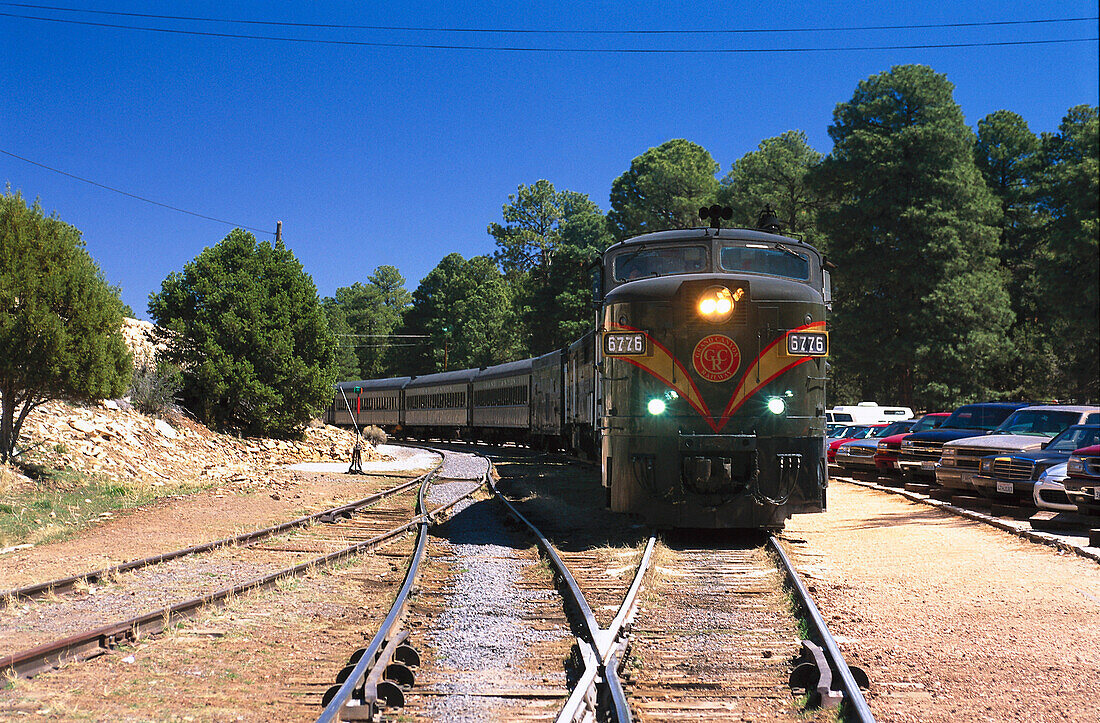 Train under blue sky, Canyon Railroad, Grand Canyon National Park, Arizona USA, America